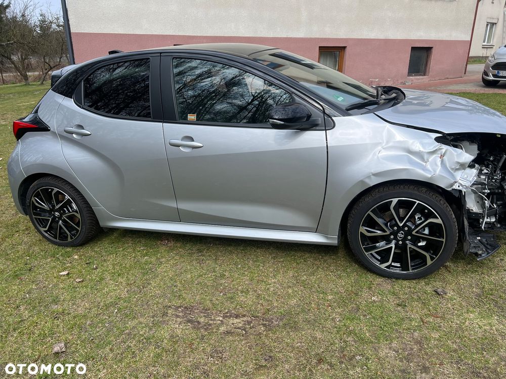 Toyota Yaris Hybrid 1.5 Premiere Edition - 9