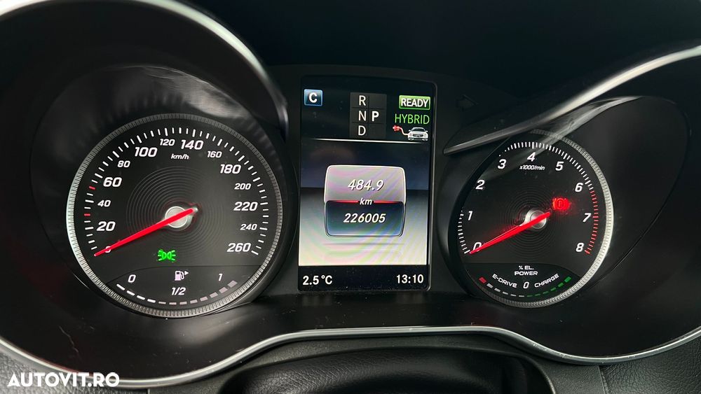 Mercedes-Benz GLC - 10