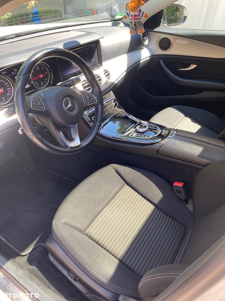 Mercedes-Benz Klasa E 220 d 9G-TRONIC - 7