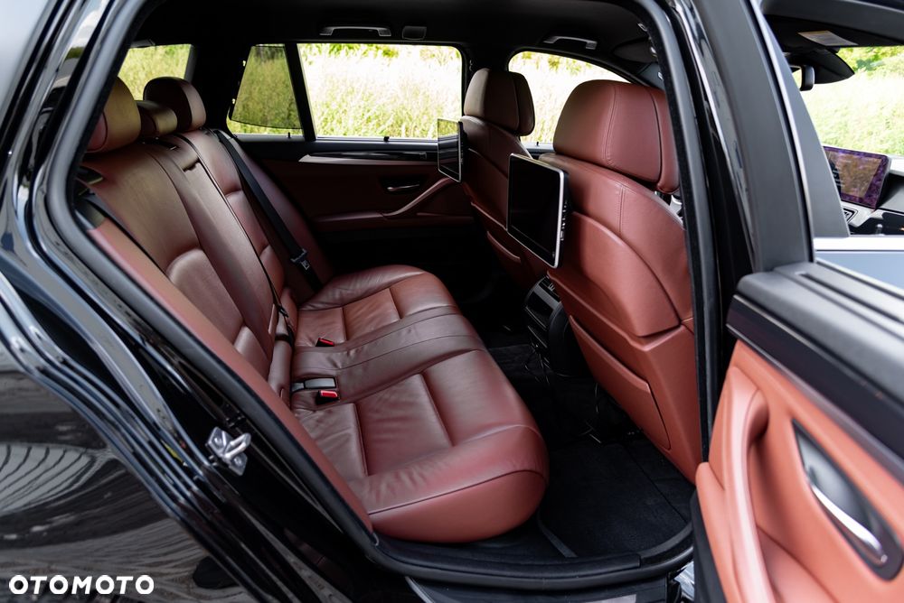 BMW Seria 5 535d xDrive Sport-Aut - 23