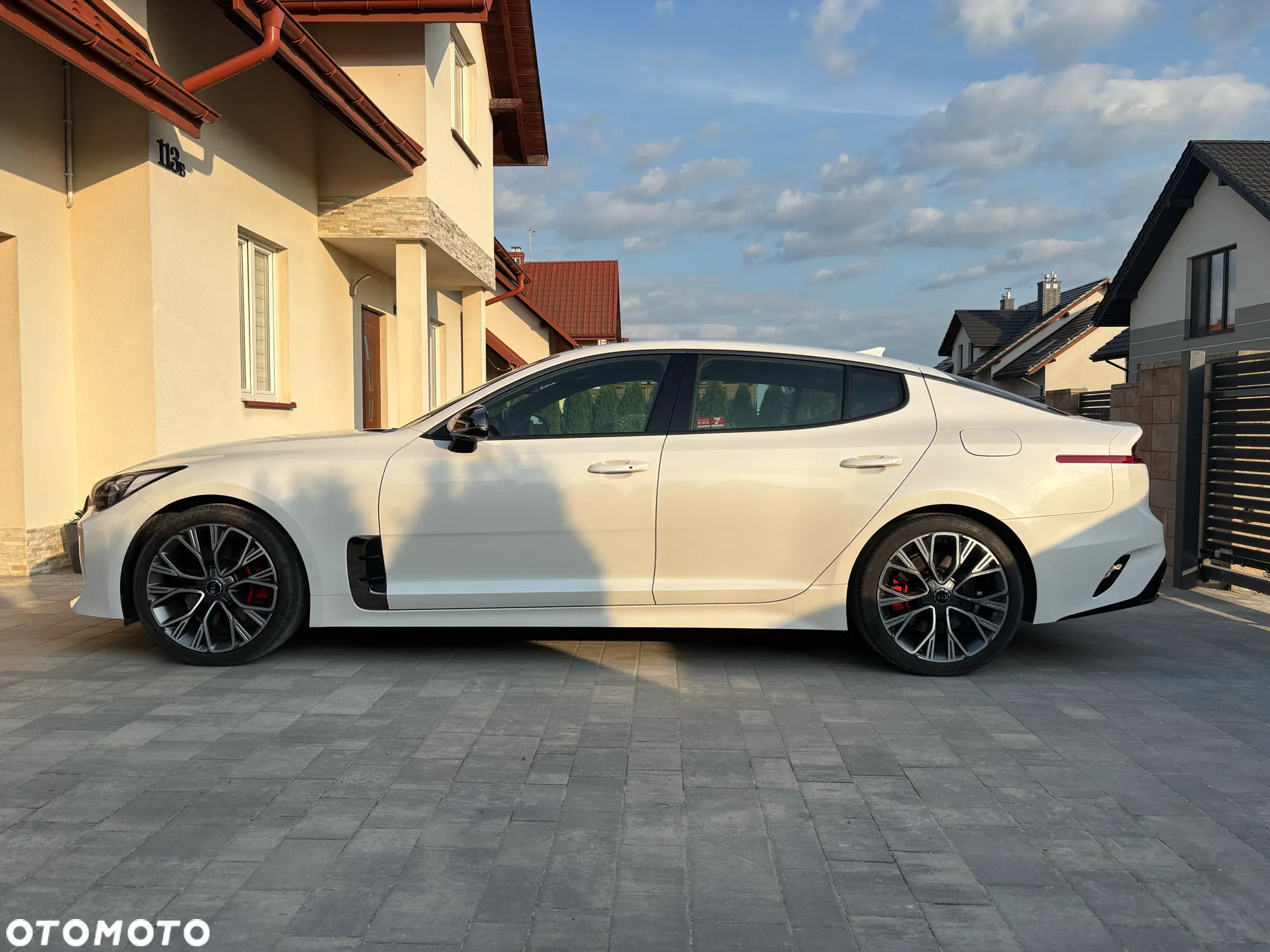 Kia Stinger 2.0 T-GDI GT Line - 8