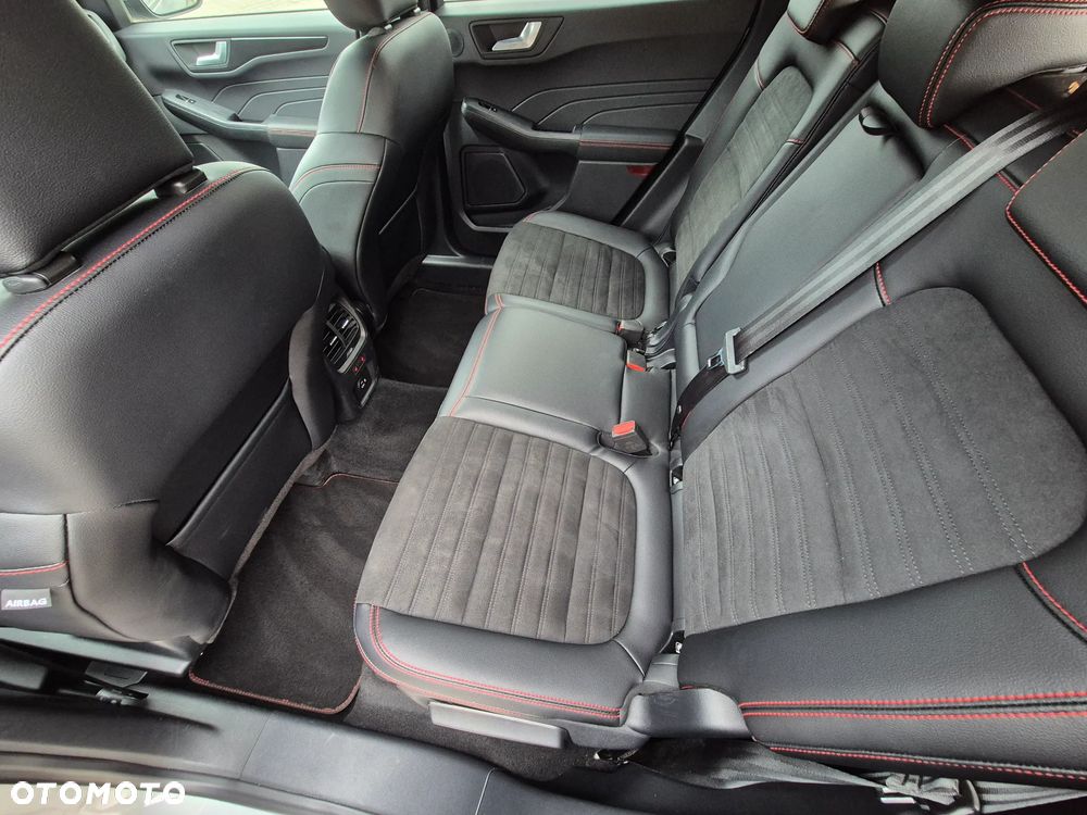Ford Kuga 1.5 EcoBoost ST-LINE - 15