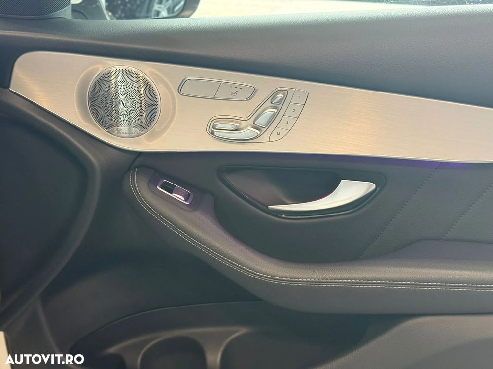 Mercedes-Benz GLC 300 e 4Matic 9G-TRONIC - 18