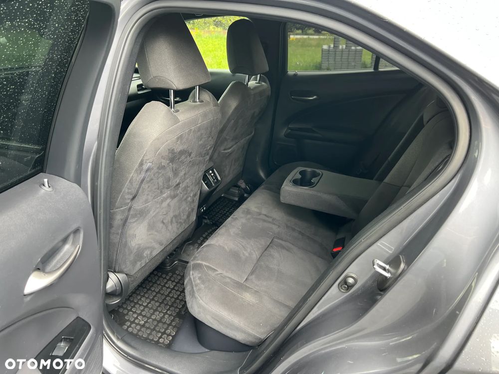 Lexus UX 250h Prestige 2WD - 10