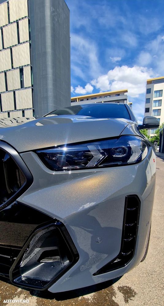 BMW X6 xDrive40i AT MHEV - 22