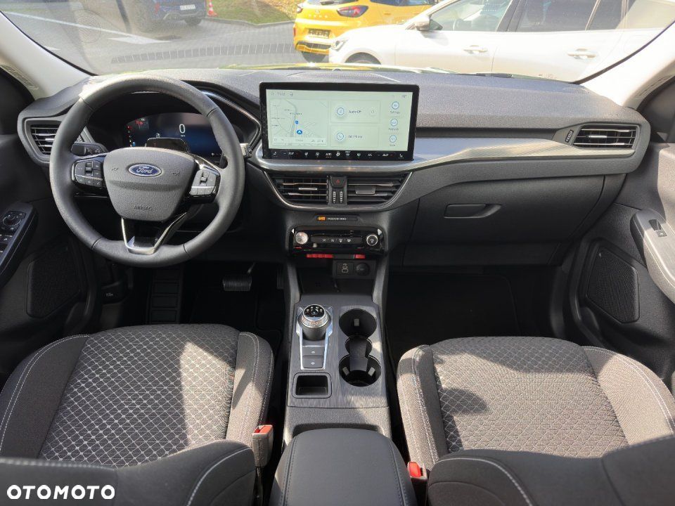 Ford Kuga - 22
