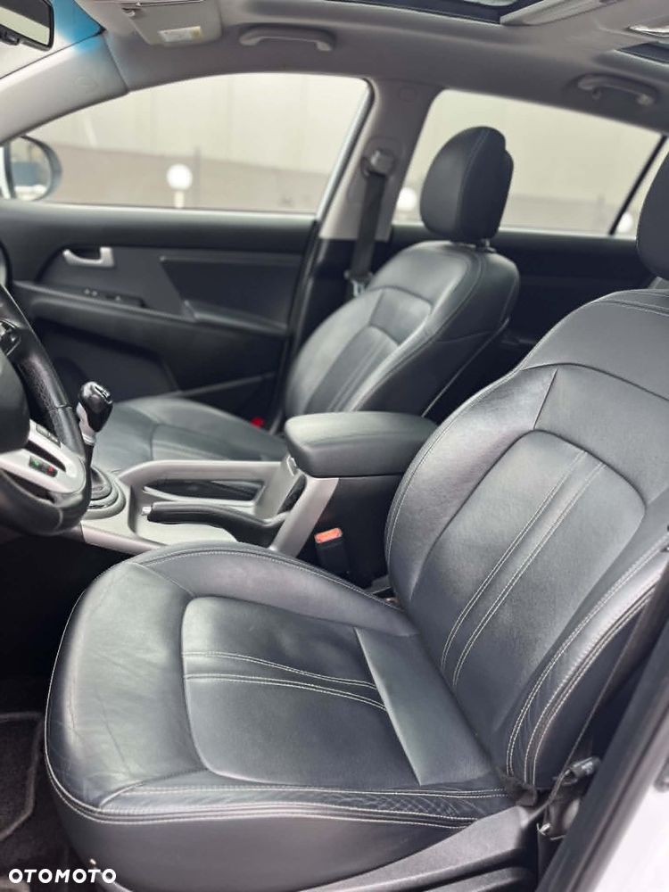 Kia Sportage - 12