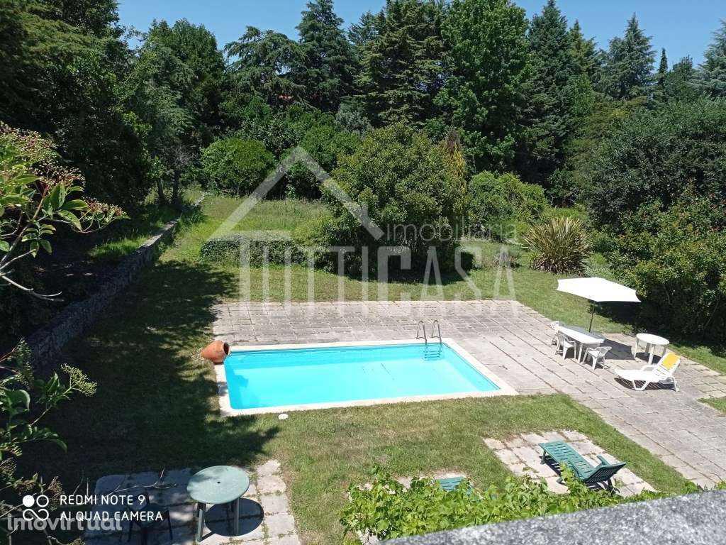 Moradia T6+2 com piscina na Mesquitela em Mangualde - Grande imagem: 3/46