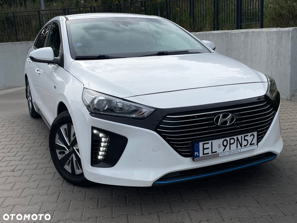 Hyundai IONIQ Hybrid Business - 7