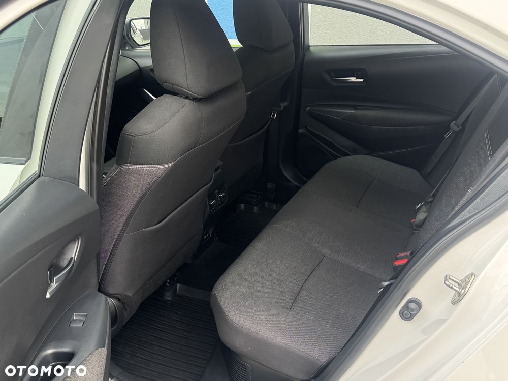 Toyota Corolla 1.8 Hybrid Comfort - 12