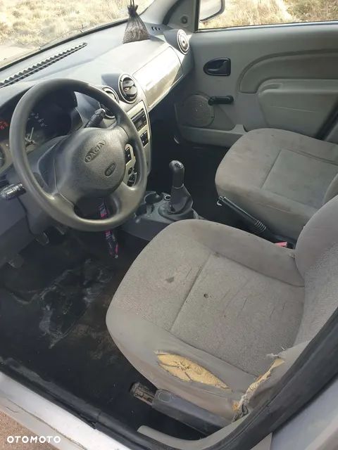 Dacia Logan 1.6 Access - 6