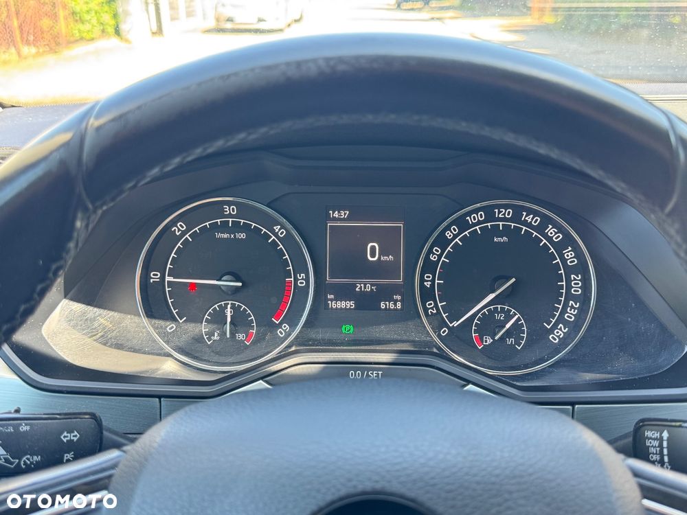 Skoda Superb 2.0 TDI Ambition - 11
