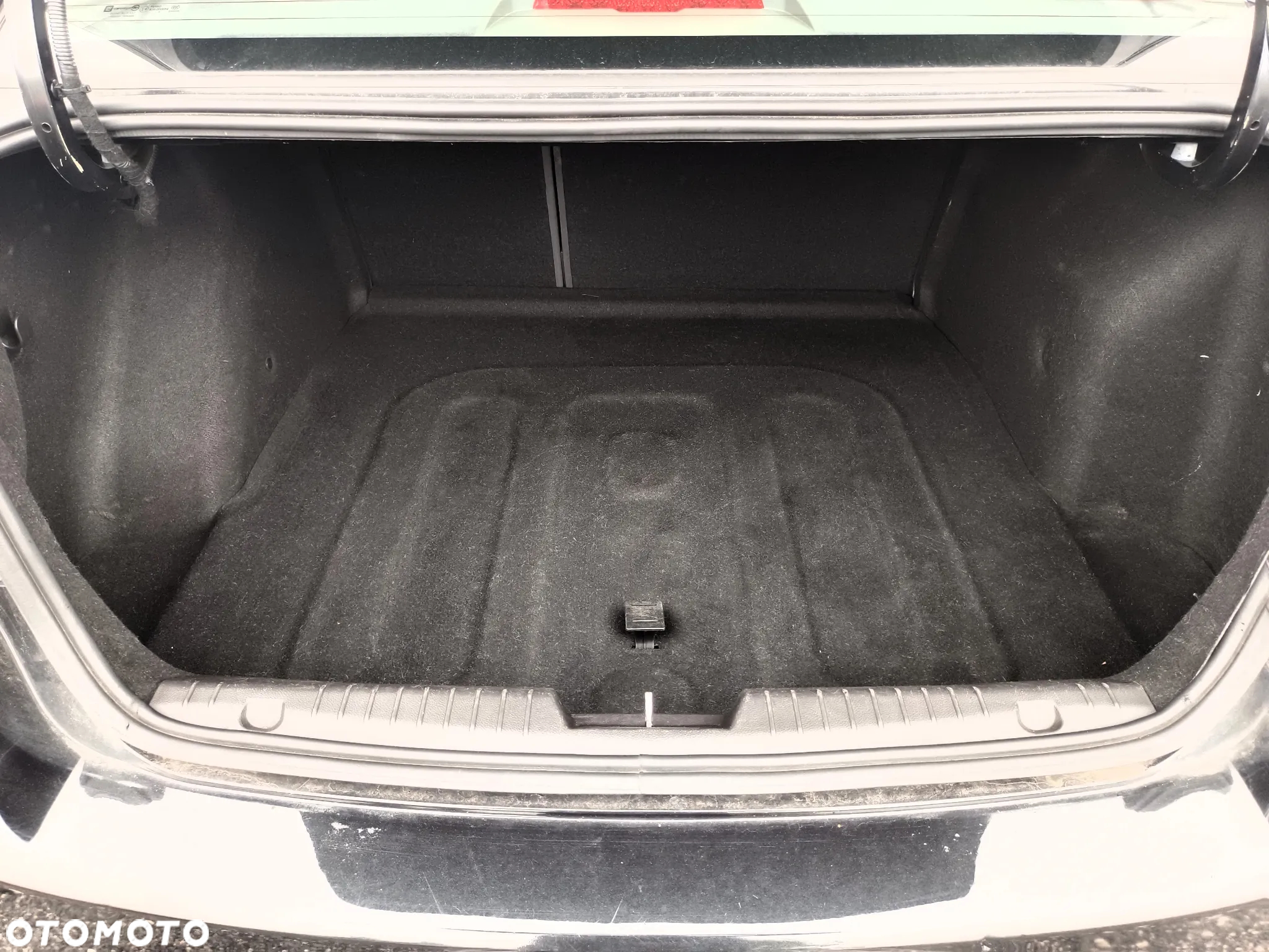 Chevrolet Cruze 1.6 LS - 26