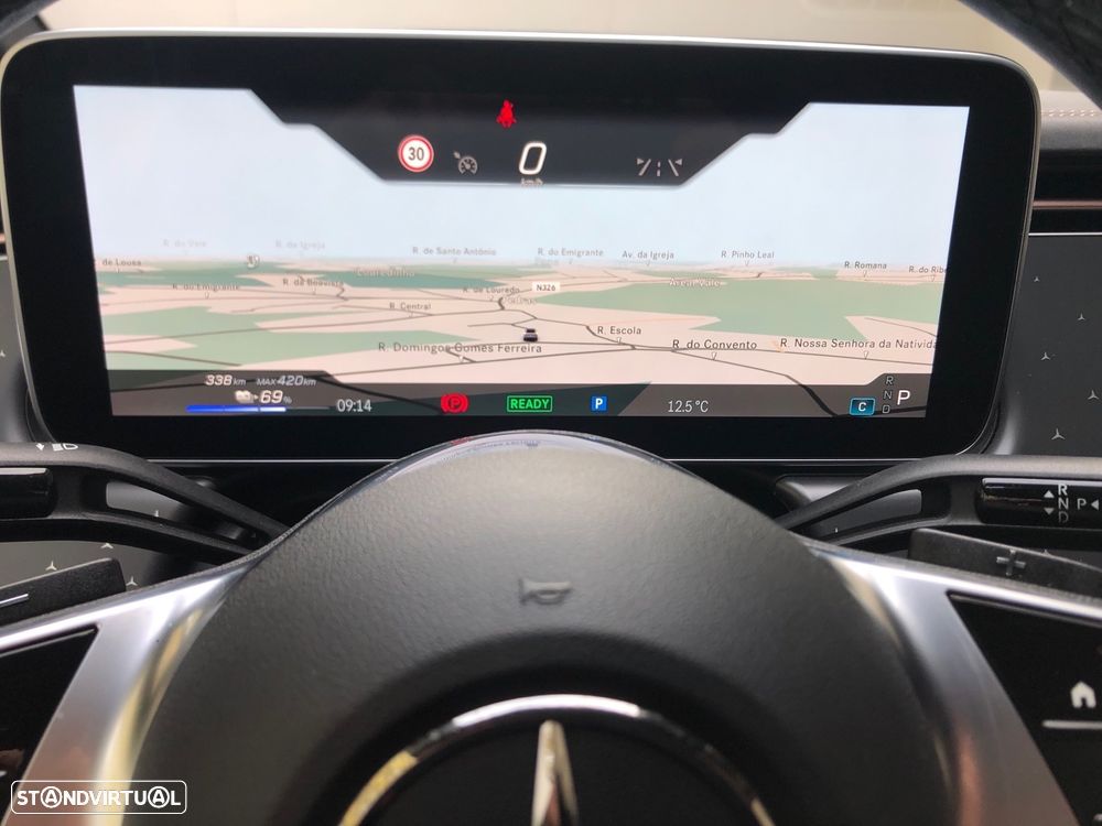 Mercedes-Benz EQE 350 - 10