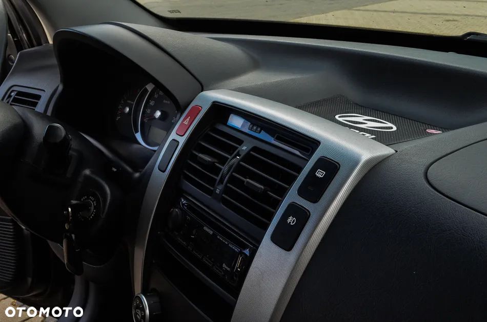 Hyundai Tucson 2.0 2WD GLS - 39