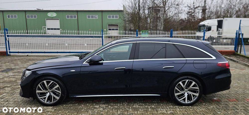 Mercedes-Benz Klasa E 300e 9G-TRONIC - 8