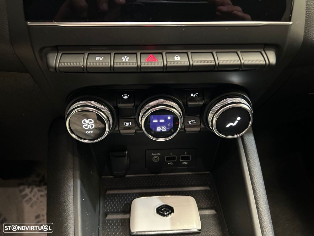 Renault Captur 1.6 E-Tech Plug-In Intens - 32