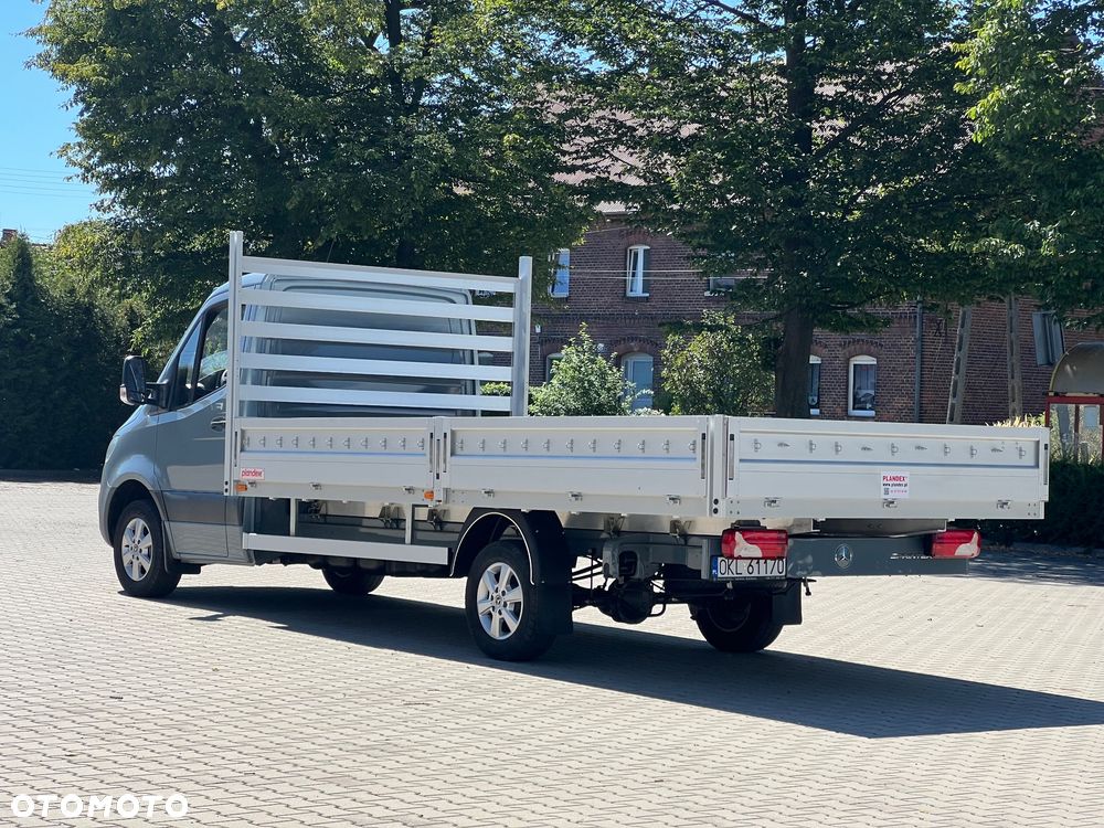 Mercedes-Benz Sprinter - 7