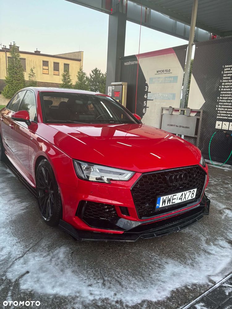 Audi A4 Limousine - 12