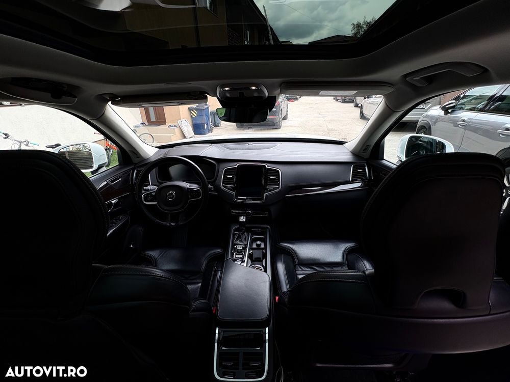 Volvo XC 90 D5 AWD Geartronic Inscription - 24