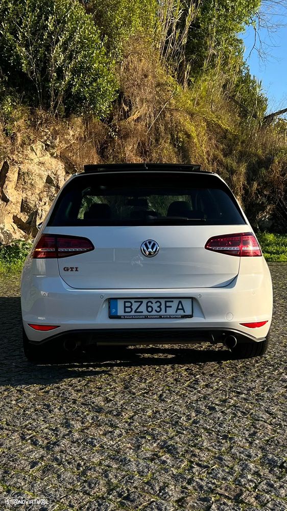 VW Golf 2.0 TSi GTi DSG Performance - 9