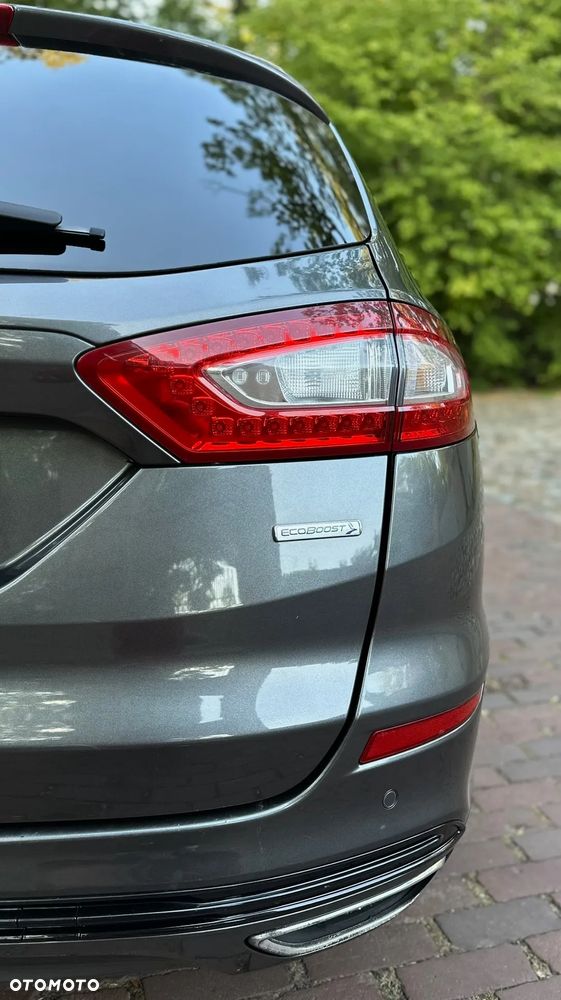 Ford Mondeo 2.0 EcoBoost Titanium - 28