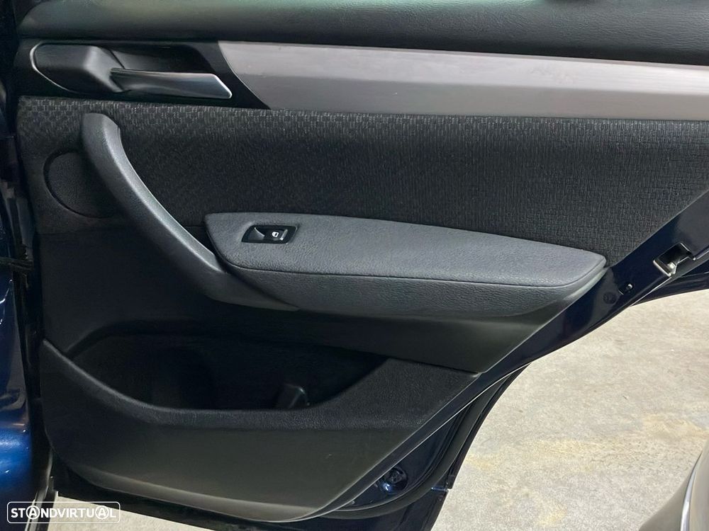 BMW X3 18 d sDrive Auto - 25