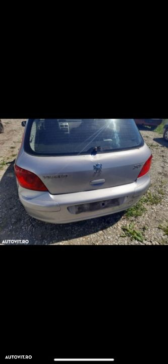 Dezmembrez Peugeot 307 - 4