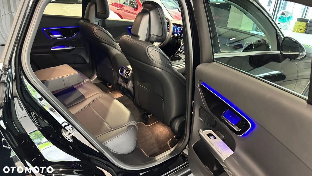 Mercedes-Benz GLC 200 d mHEV 4-Matic Avantgarde - 28