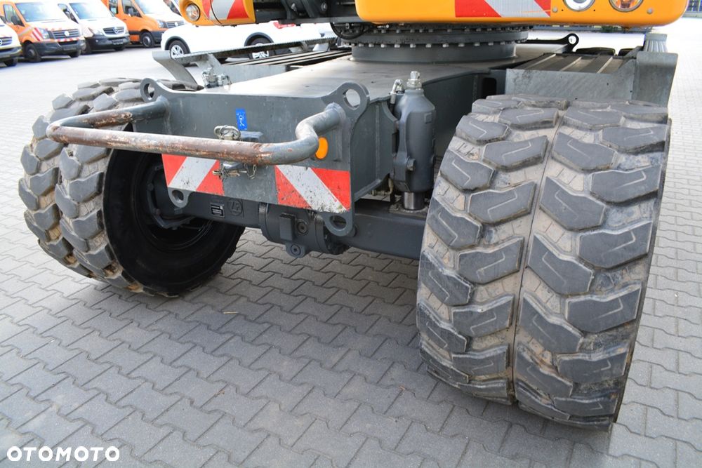 Liebherr A 918 Litronic / STAN PERFEKT / 18T / JAK NOWA / - 14