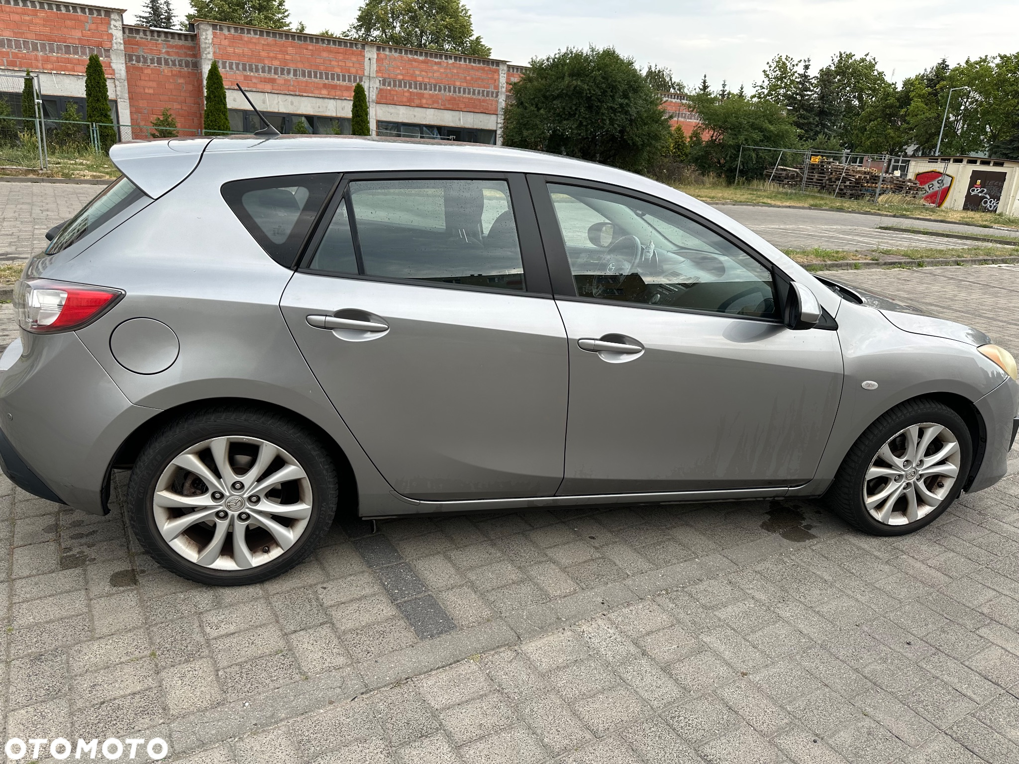 Mazda 3 2.0 Exclusive + - 3