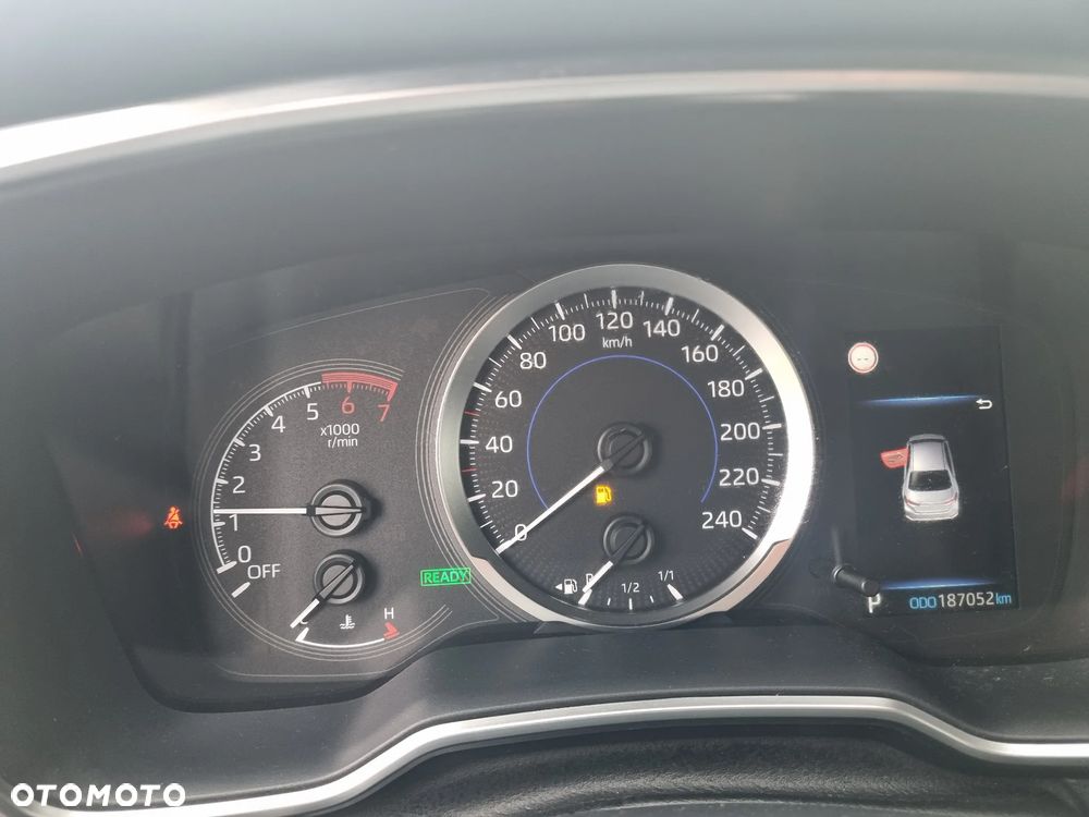 Toyota Corolla 1.8 Hybrid GPF Comfort - 16