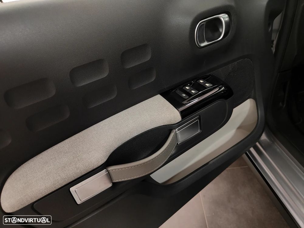 Citroën C3 1.2 PureTech Shine Pack - 33