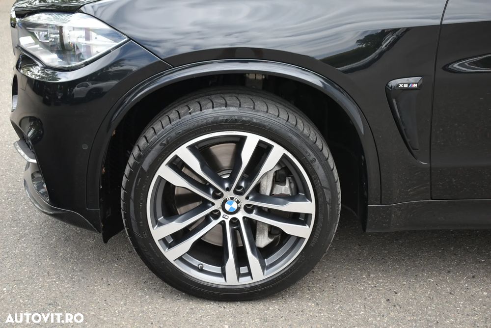 BMW X5 M M50d - 13