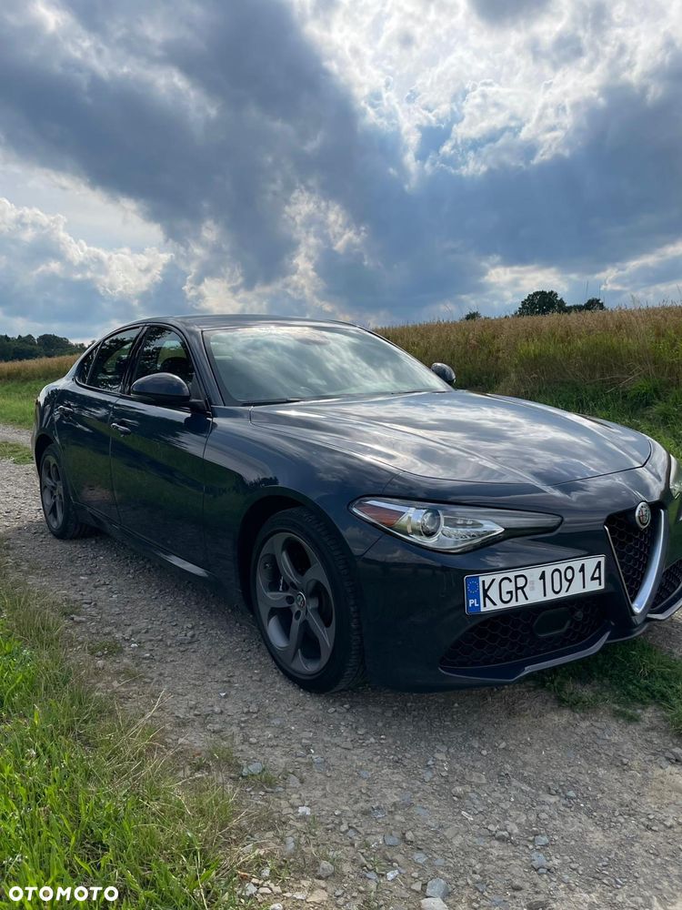 Alfa Romeo Giulia - 3