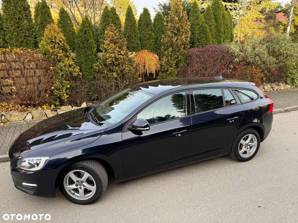 Volvo V60 D3 Summum - 4