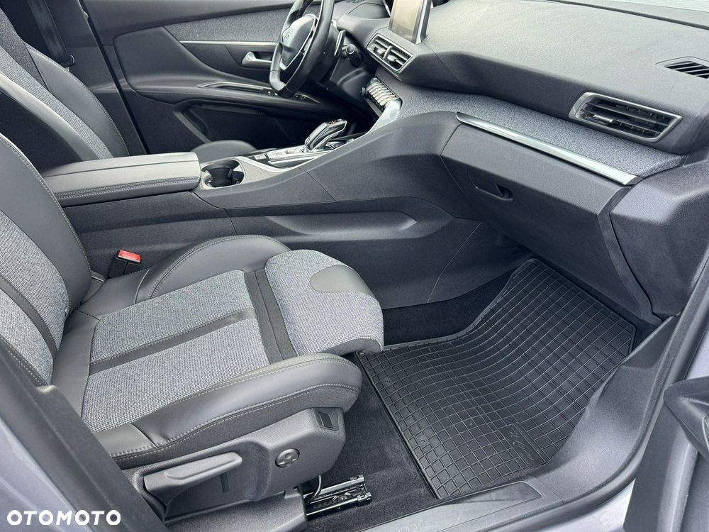 Peugeot 3008 - 37