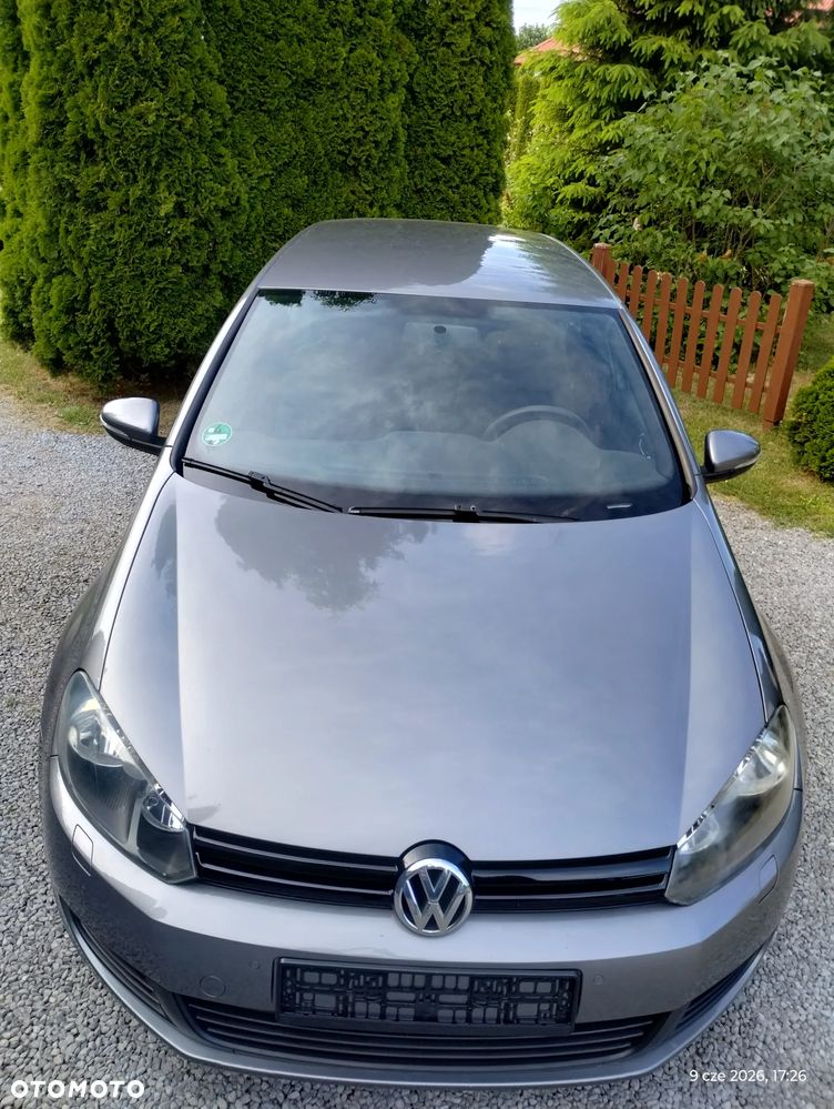 Volkswagen Golf - 8