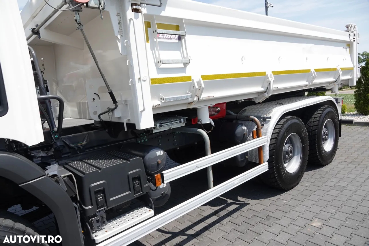 Scania P 370 XT / 6x4 / BASCULANTE / HYDROBOARD / BORDMATIC / 2021 - 17