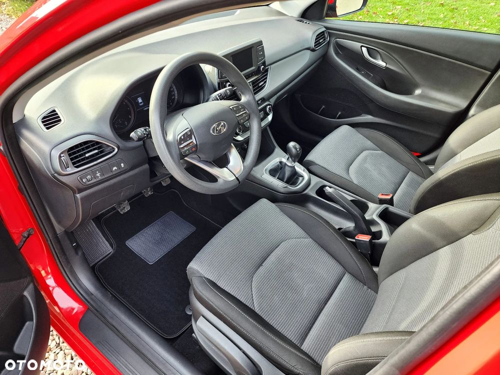 Hyundai i30 1.4 Trend - 30