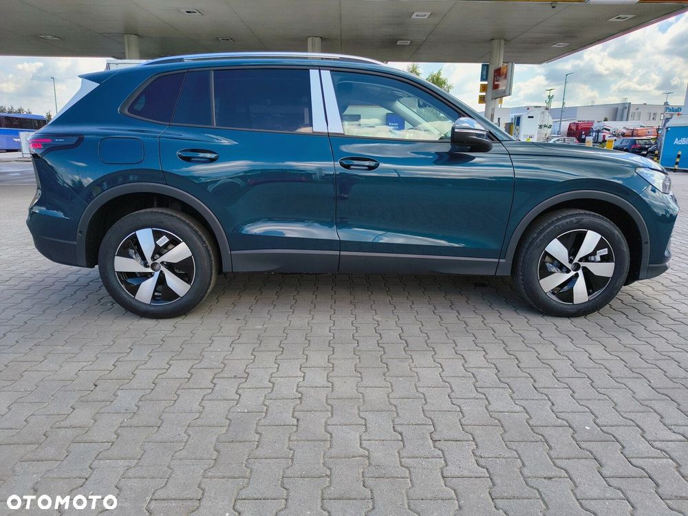 Volkswagen Tiguan - 4