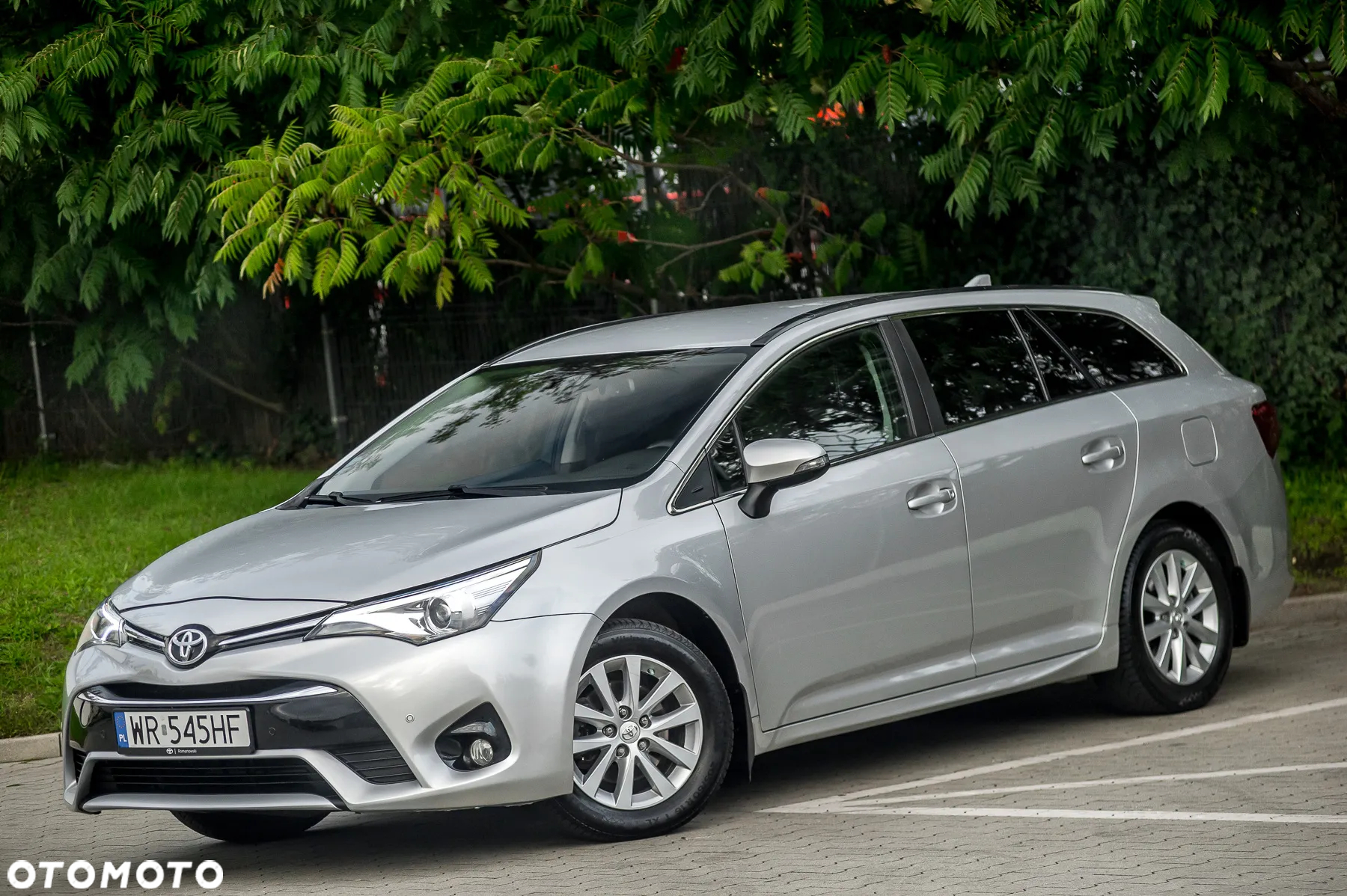 Toyota Avensis 1.8 Premium MS - 7