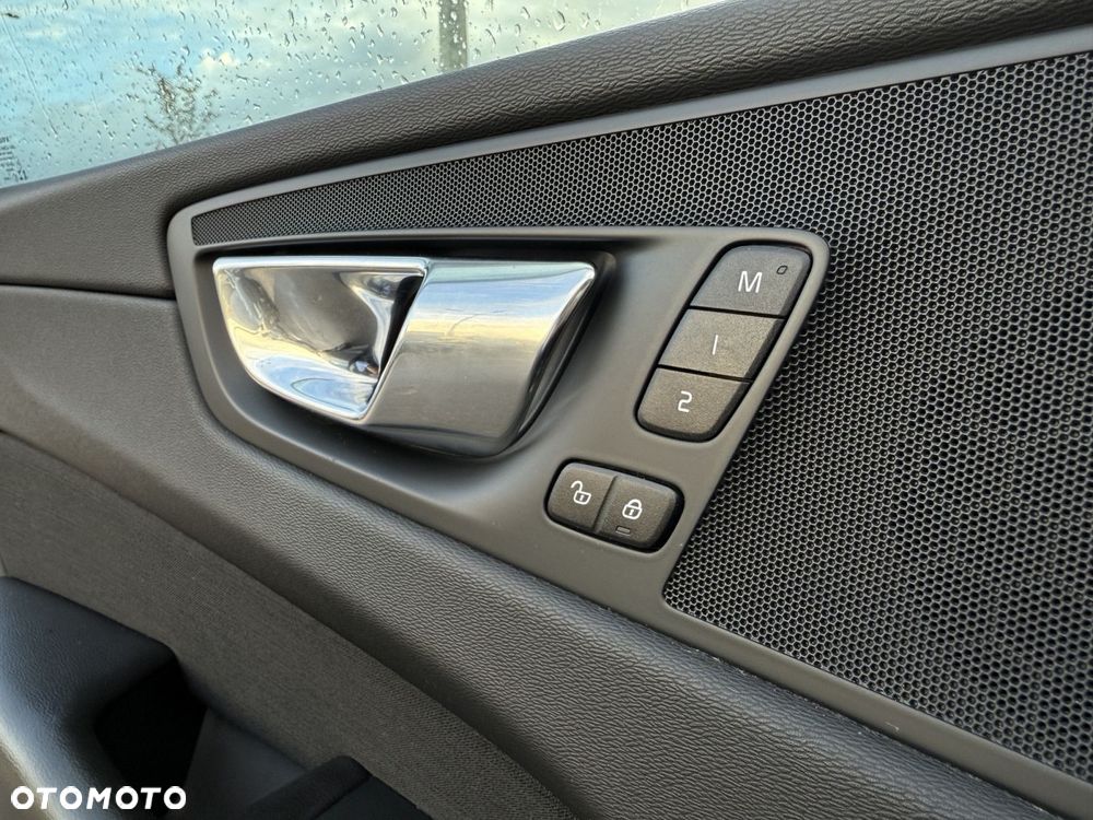 Volvo XC 60 - 15