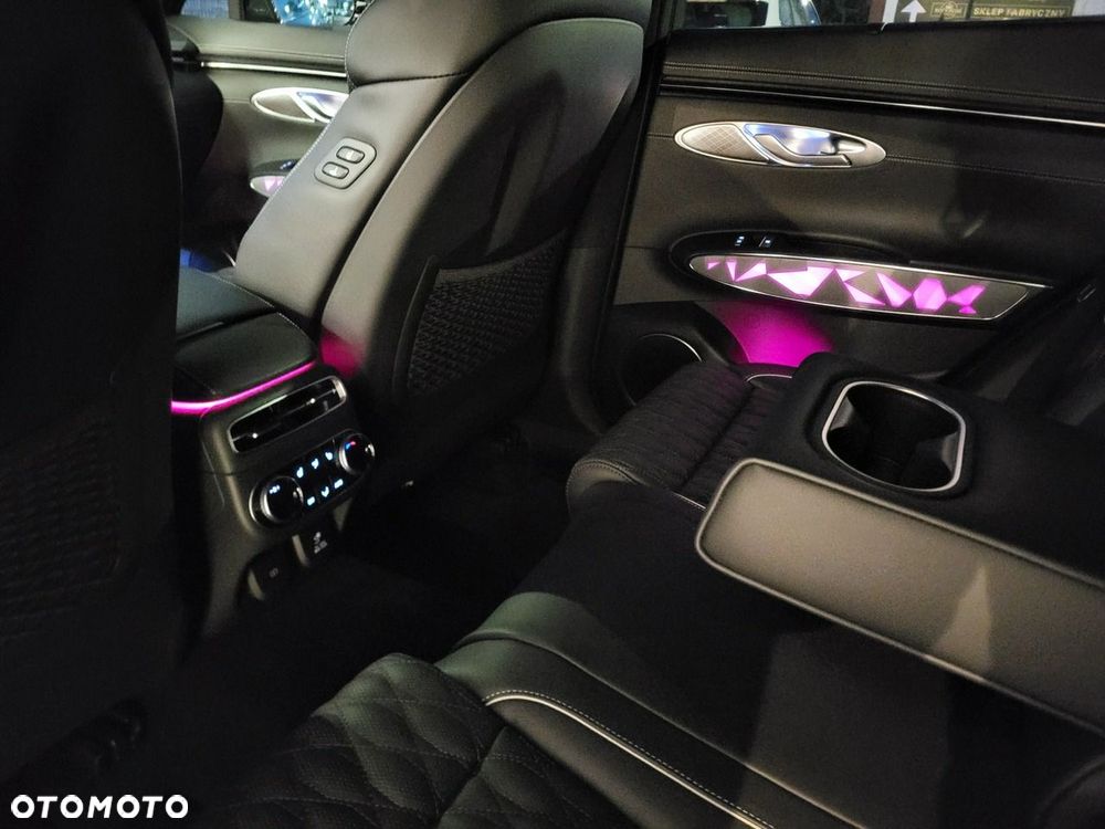 Genesis GV70 - 21
