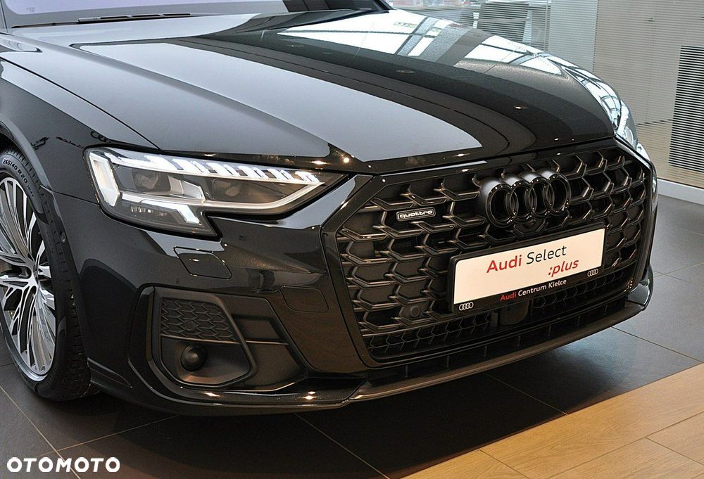 Audi A8 - 7