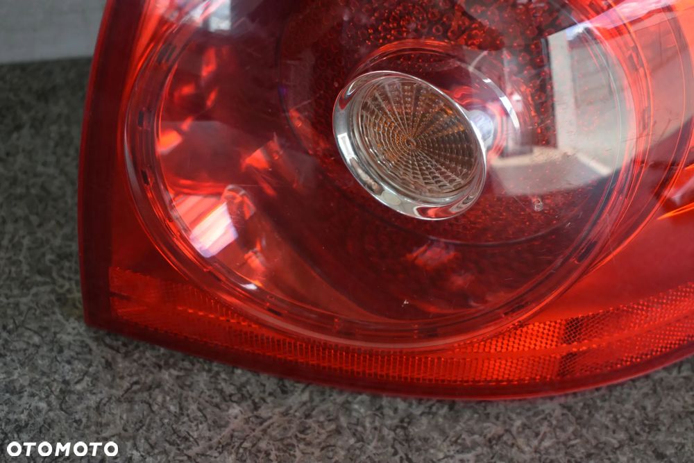 LAMPA TYŁ PRAWY PRAWA VOLKSWAGEN GOLF 5 HB 1K6945096Q - 8