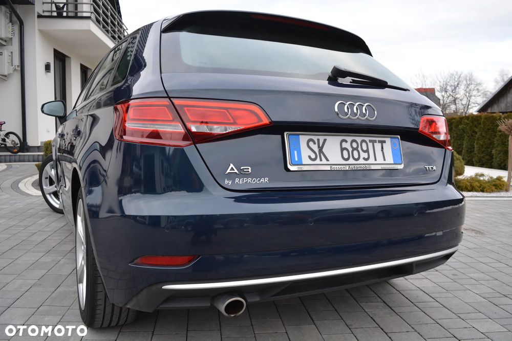 Audi A3 Sportback 1.6 TDI S tronic sport - 9