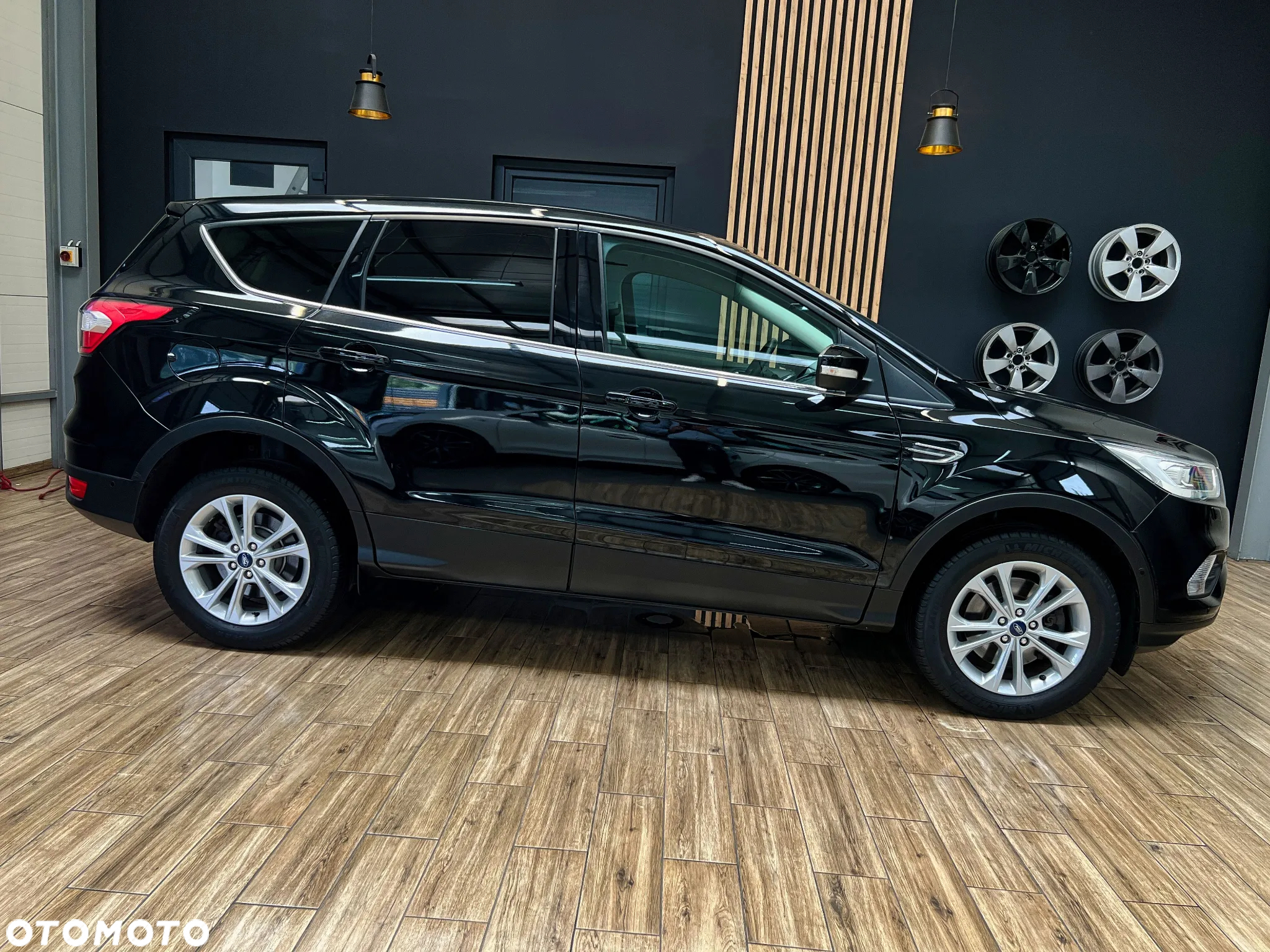Ford Kuga 2.0 TDCi 4x4 Titanium - 6