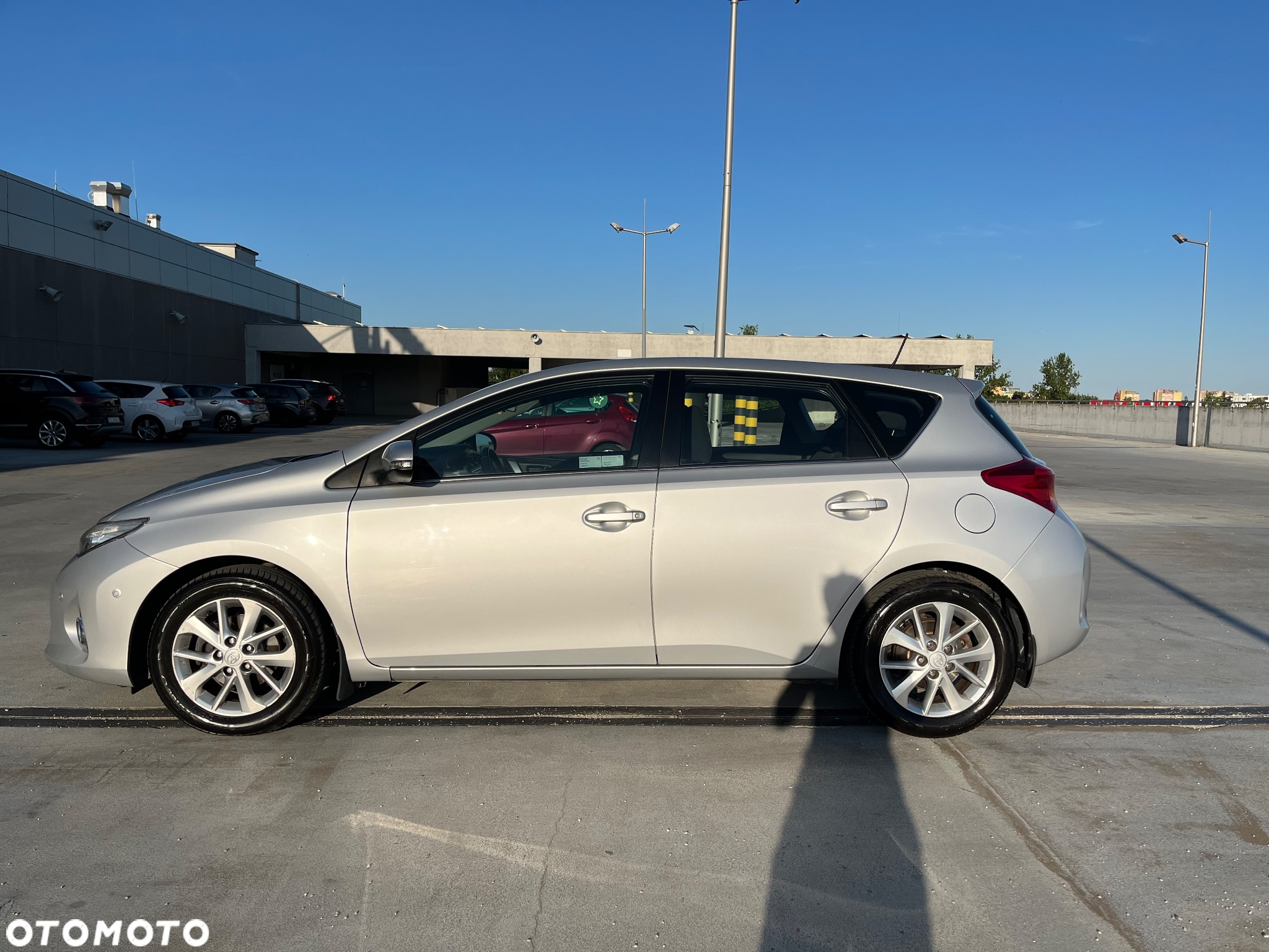 Toyota Auris 1.6 Premium Comfort - 3