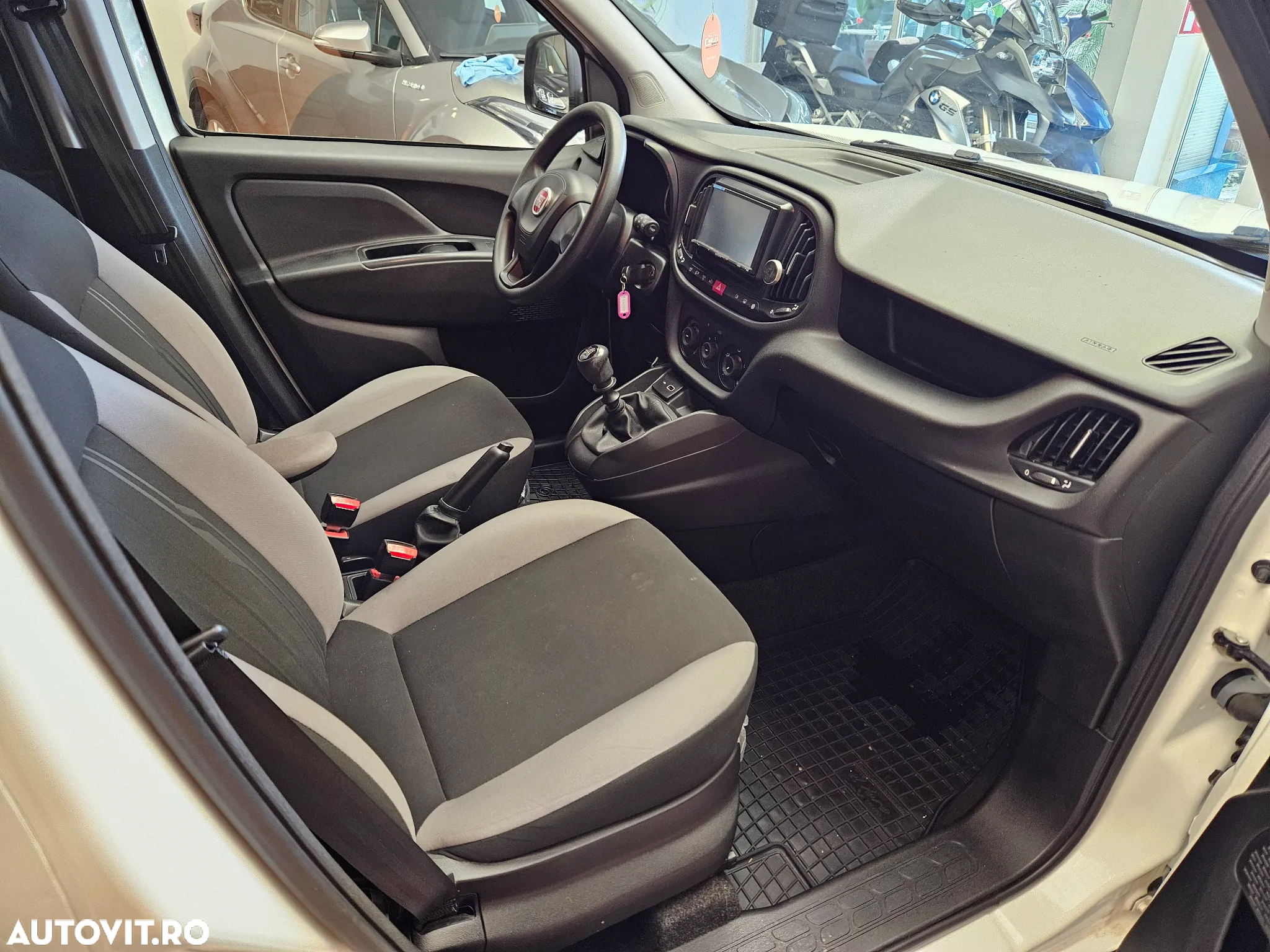 Fiat Doblo Combi 1.6 Mjet 105 CP Maxi Confort - 15